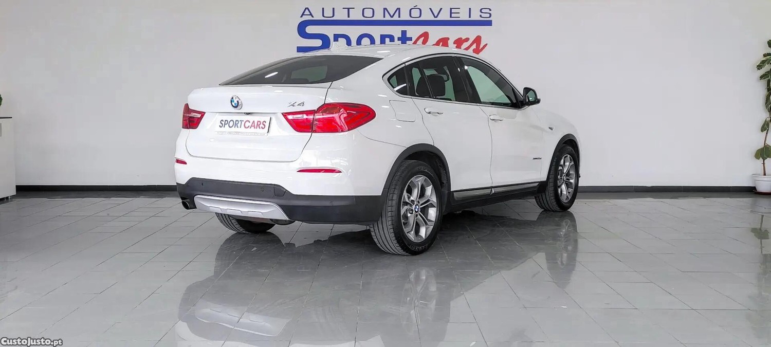 BMW X4 20 d xDrive Pack M Auto — fotografia 20