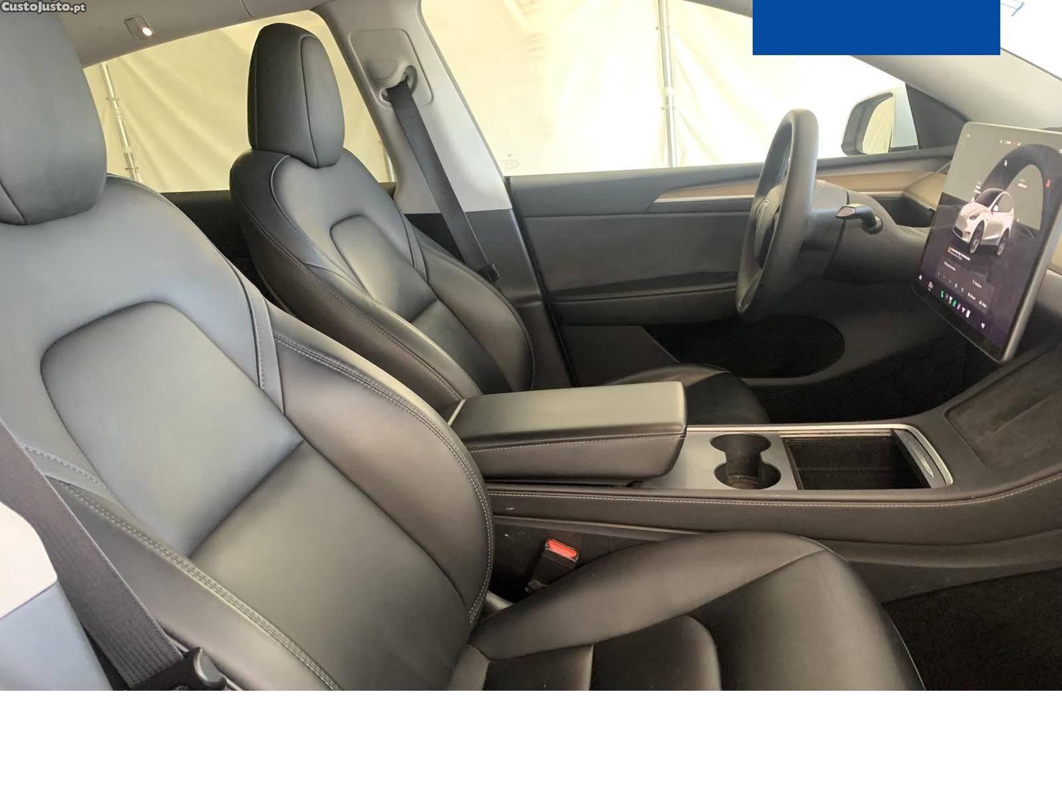 Tesla Model Y Long Range — fotografia 6