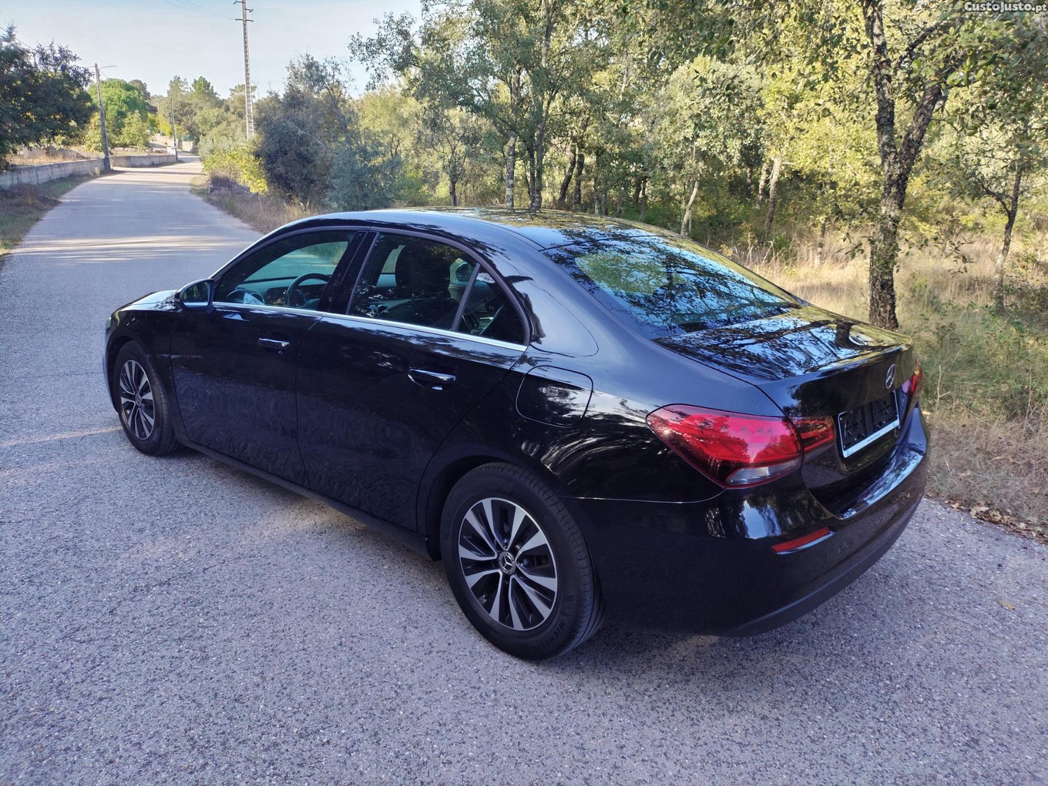 Mercedes-Benz A 180 Limousine d Progressive Aut. — fotografia 6