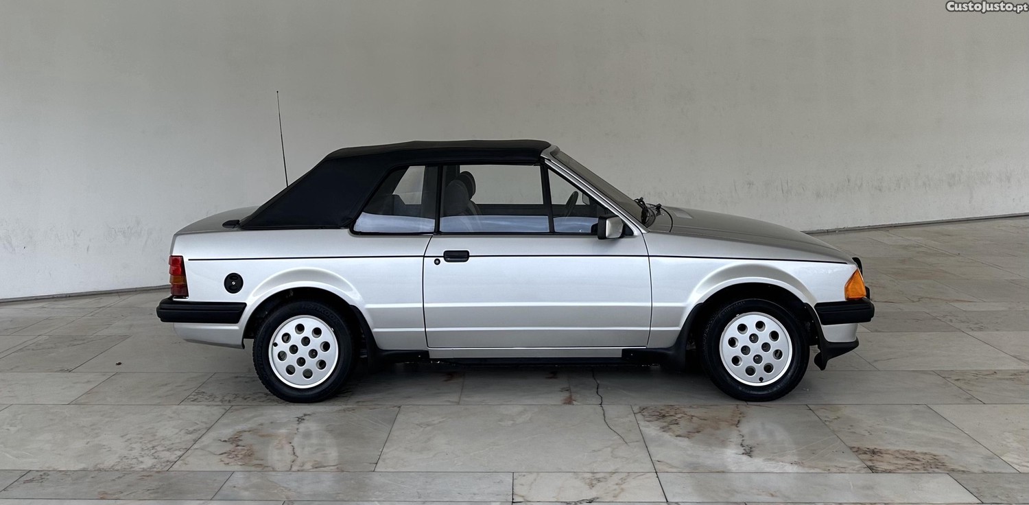 Ford Escort 1.6i Cabriolet "MKIII" — fotografia 11