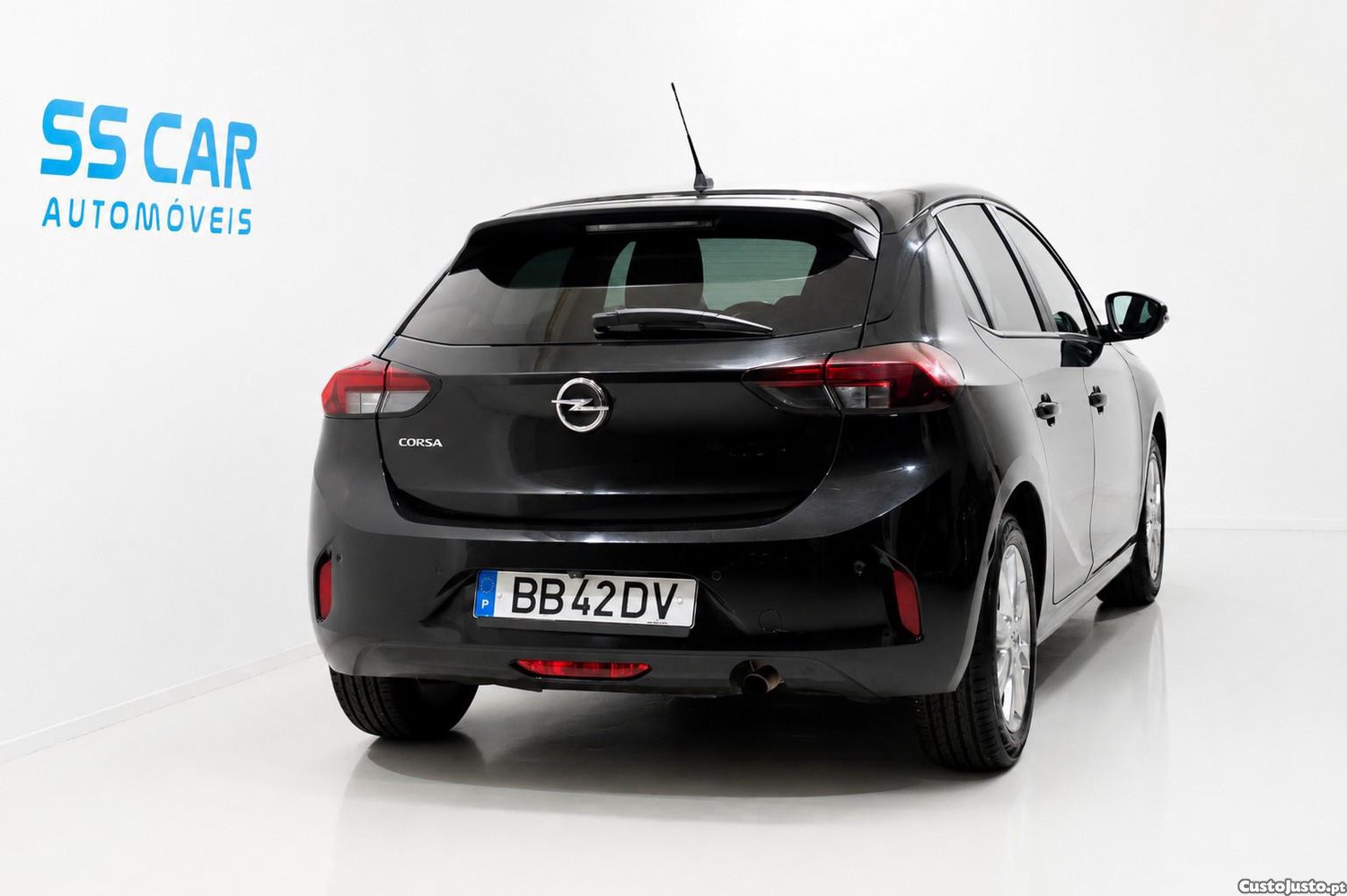 Opel Corsa 1.2 Edition — fotografia 18