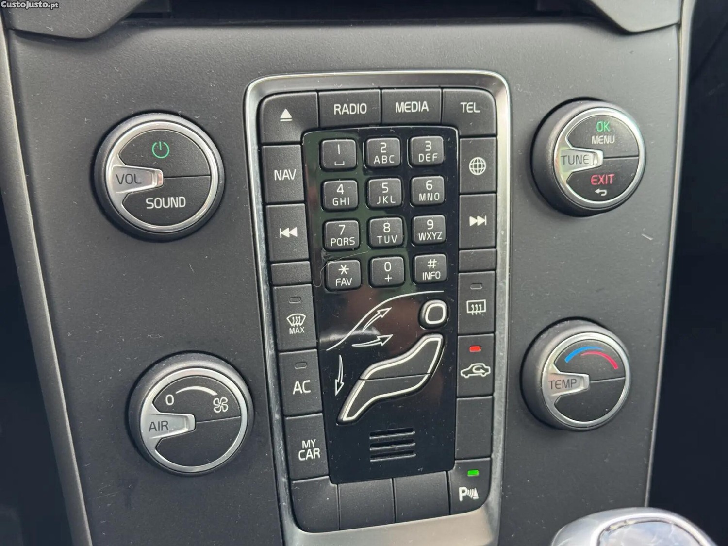 Volvo V40 2.0 D2 — fotografia 6