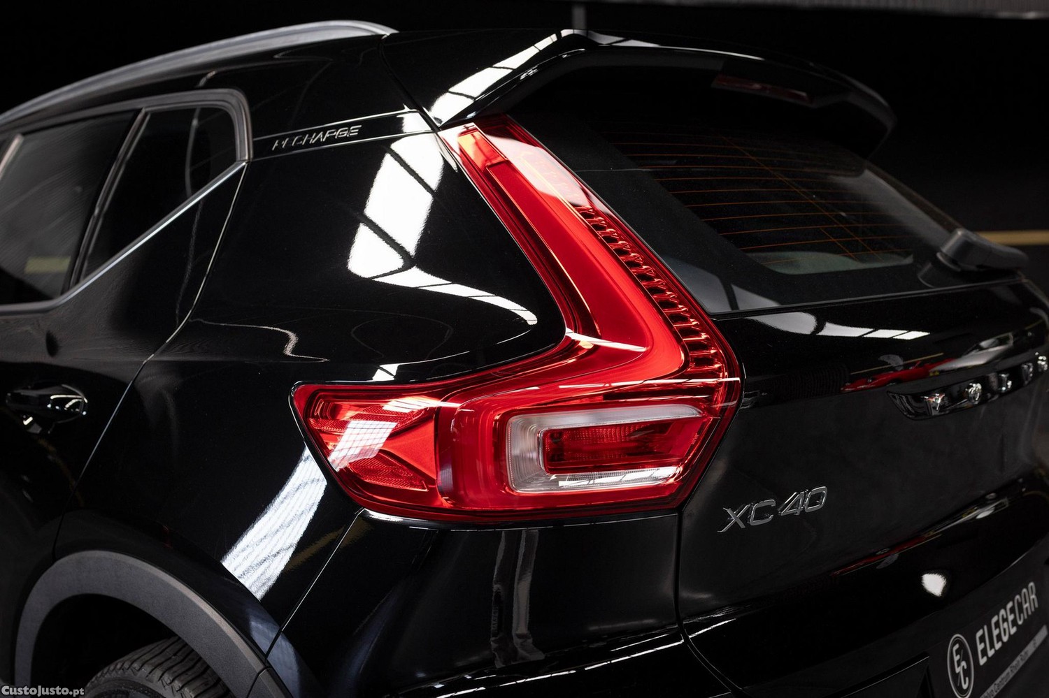 Volvo XC 40 1.5 T5 PHEV Core — fotografia 13