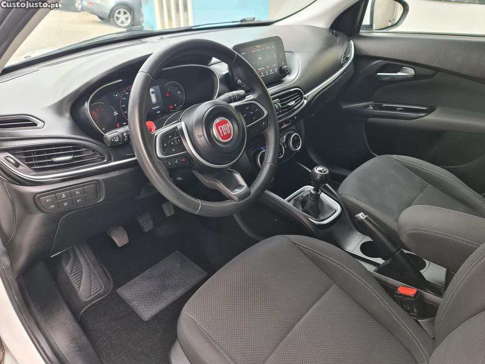 Fiat Tipo SW 1.6 M-Jet 130cv — fotografia 10
