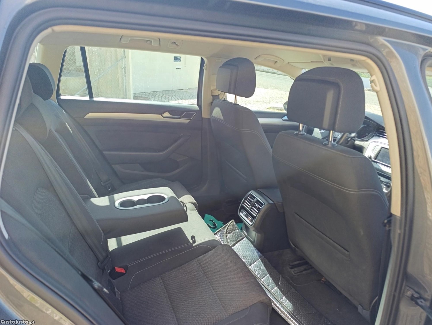 Volkswagen Passat 2.0 TDI Confortline Variant Nacional — fotografia 4