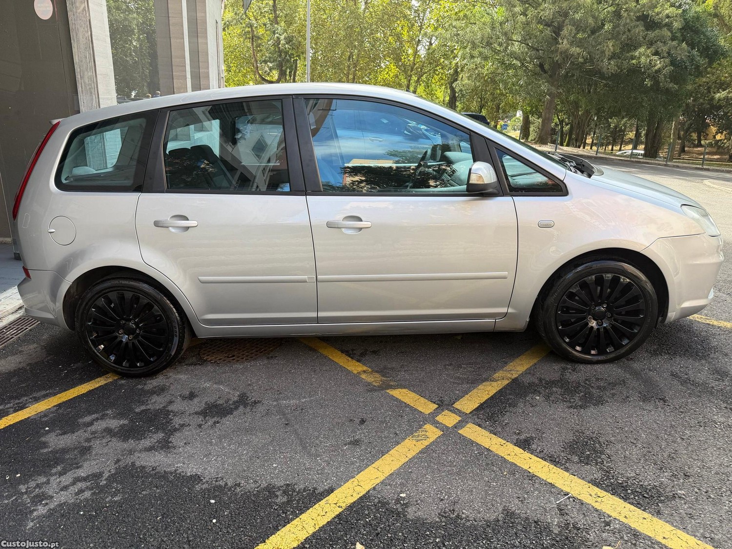 Ford C-Max 1.6 TDCi Trend — photo 4