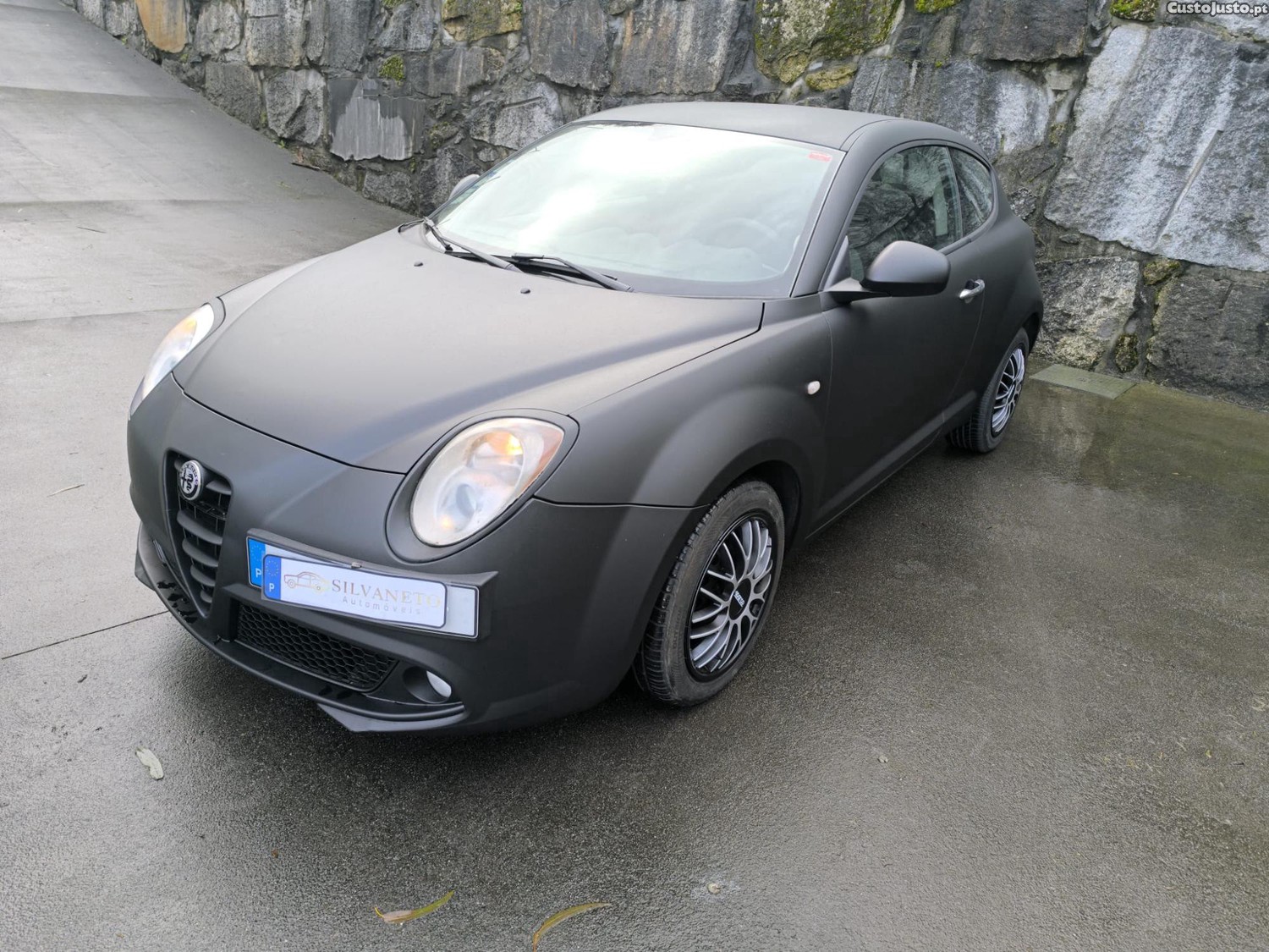 Alfa Romeo Mito 1.3JTDM 90 CV BLACK MATE — photo 2