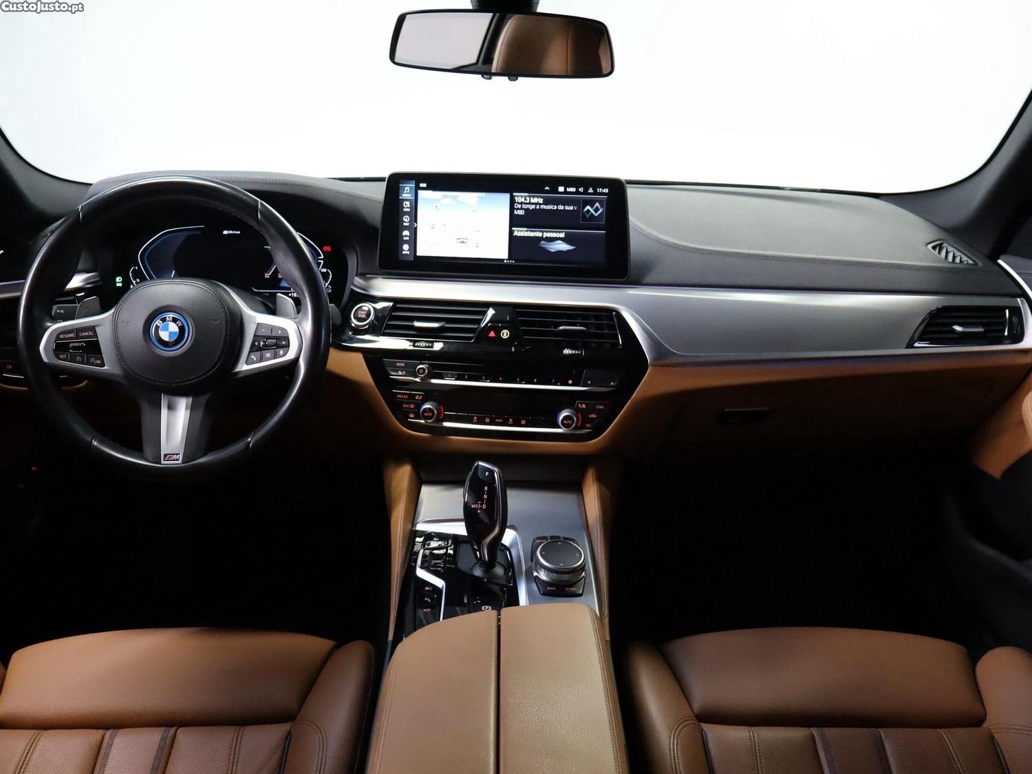 BMW 530 e Line Luxury — fotografia 14