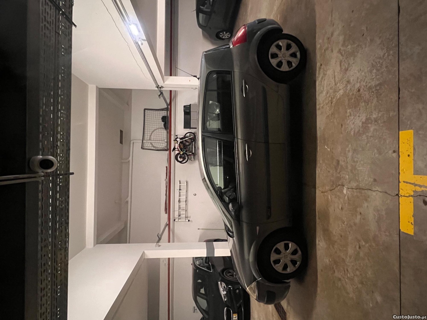 Renault Mégane 1.5 cdi 5P - 04 foto 2