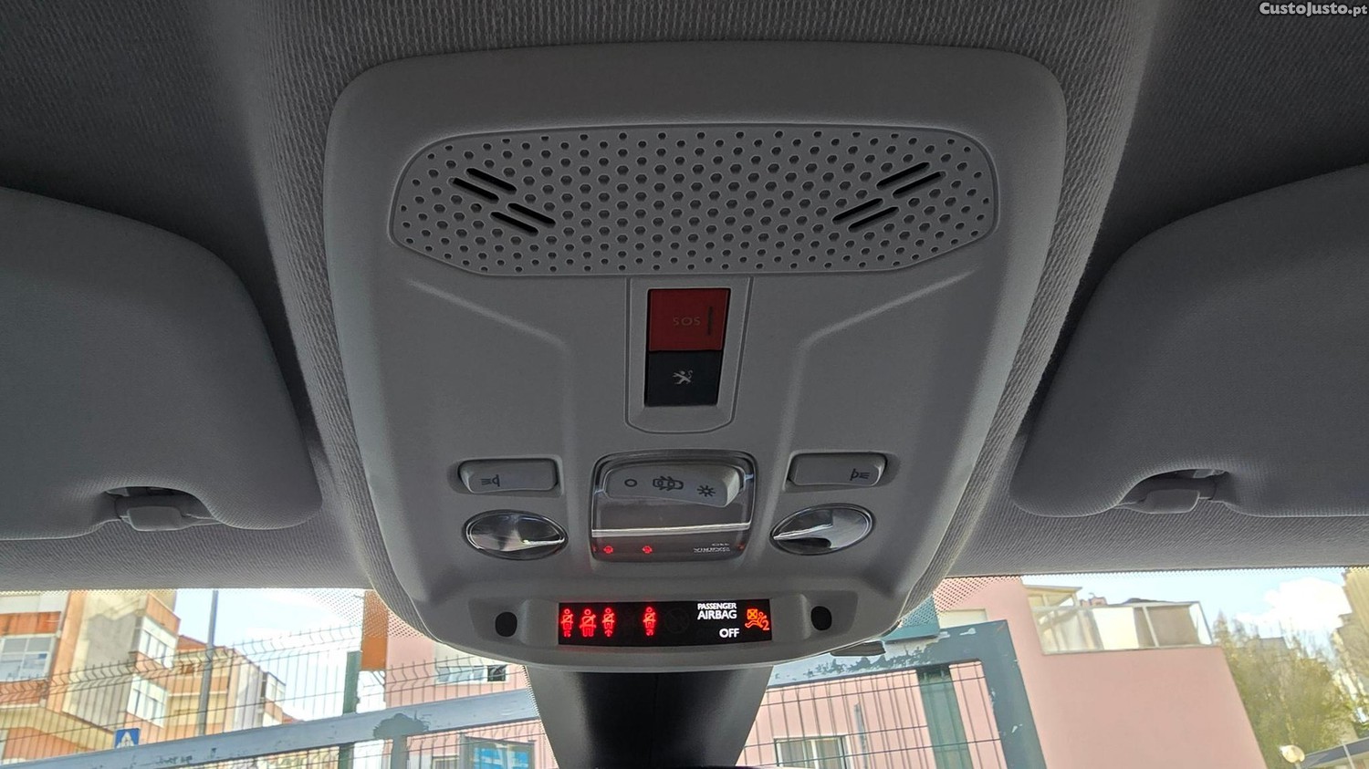Peugeot 208 50 kWh Active — fotografia 19