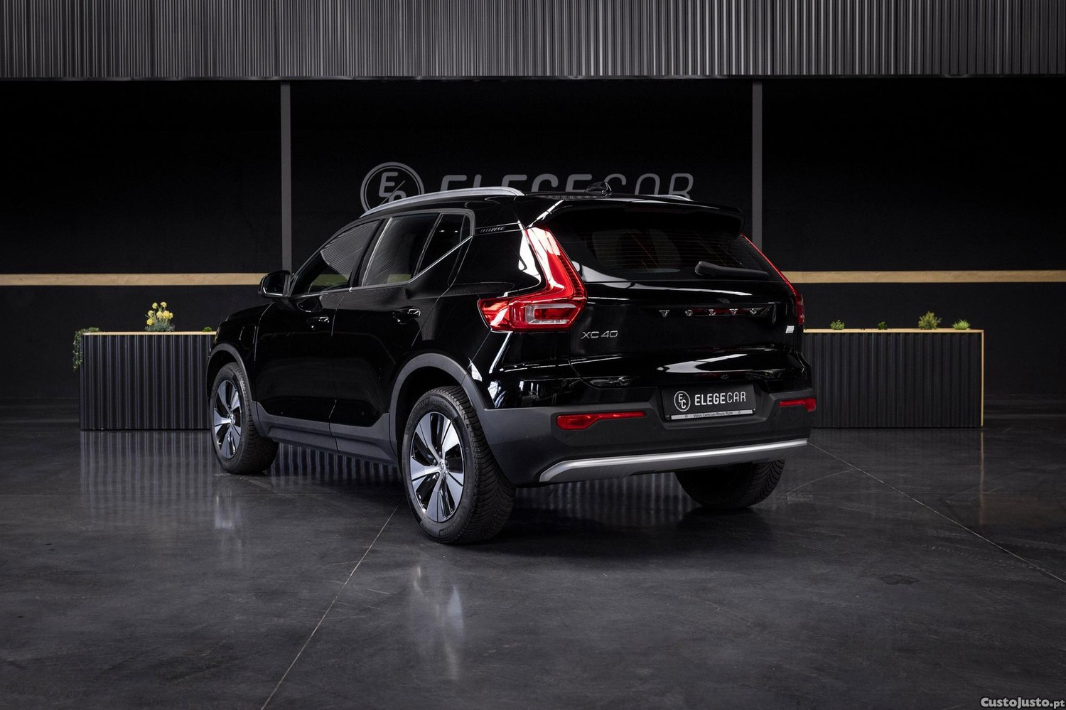 Volvo XC 40 1.5 T5 PHEV Core — fotografia 12