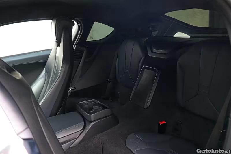 BMW i8 Coupé — fotografia 3