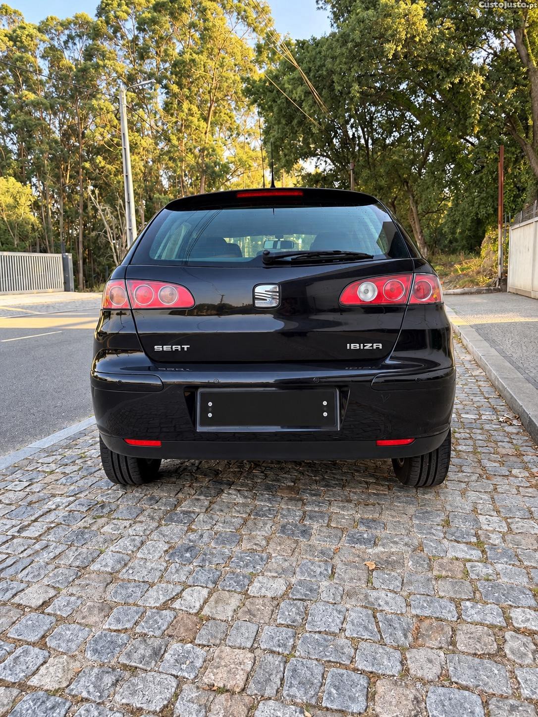 SEAT Ibiza 1.4 TSI — fotografia 9