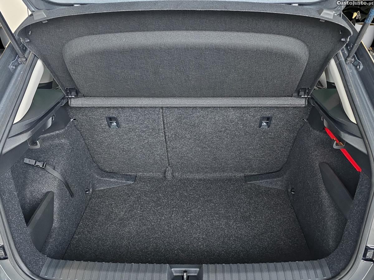 Skoda Kamiq 1.0 TSI DSG 3 ANOS G — fotografia 8