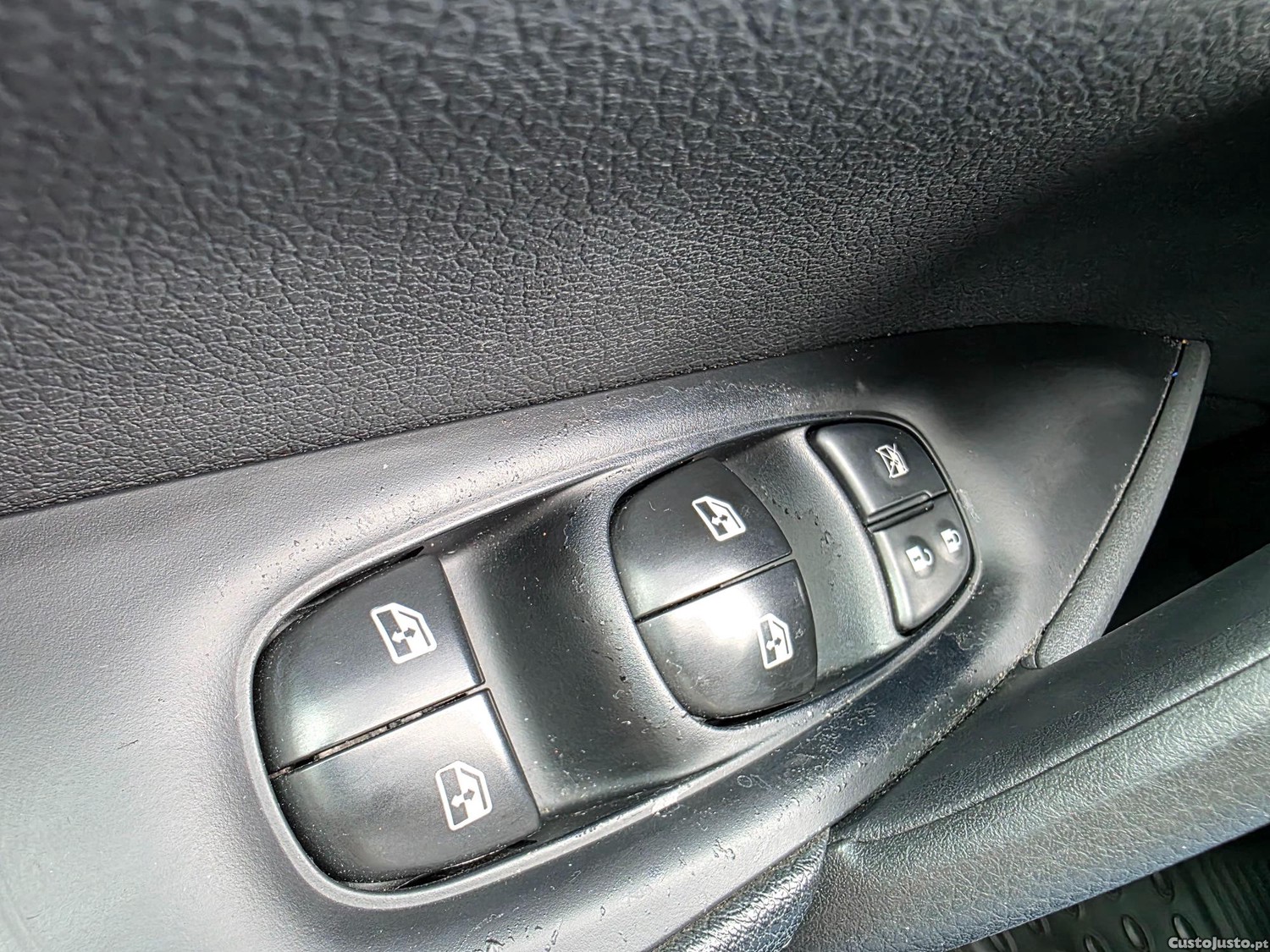 Nissan Qashqai 1.5 DCI N-CONNECTA 360º 116CV — fotografia 5