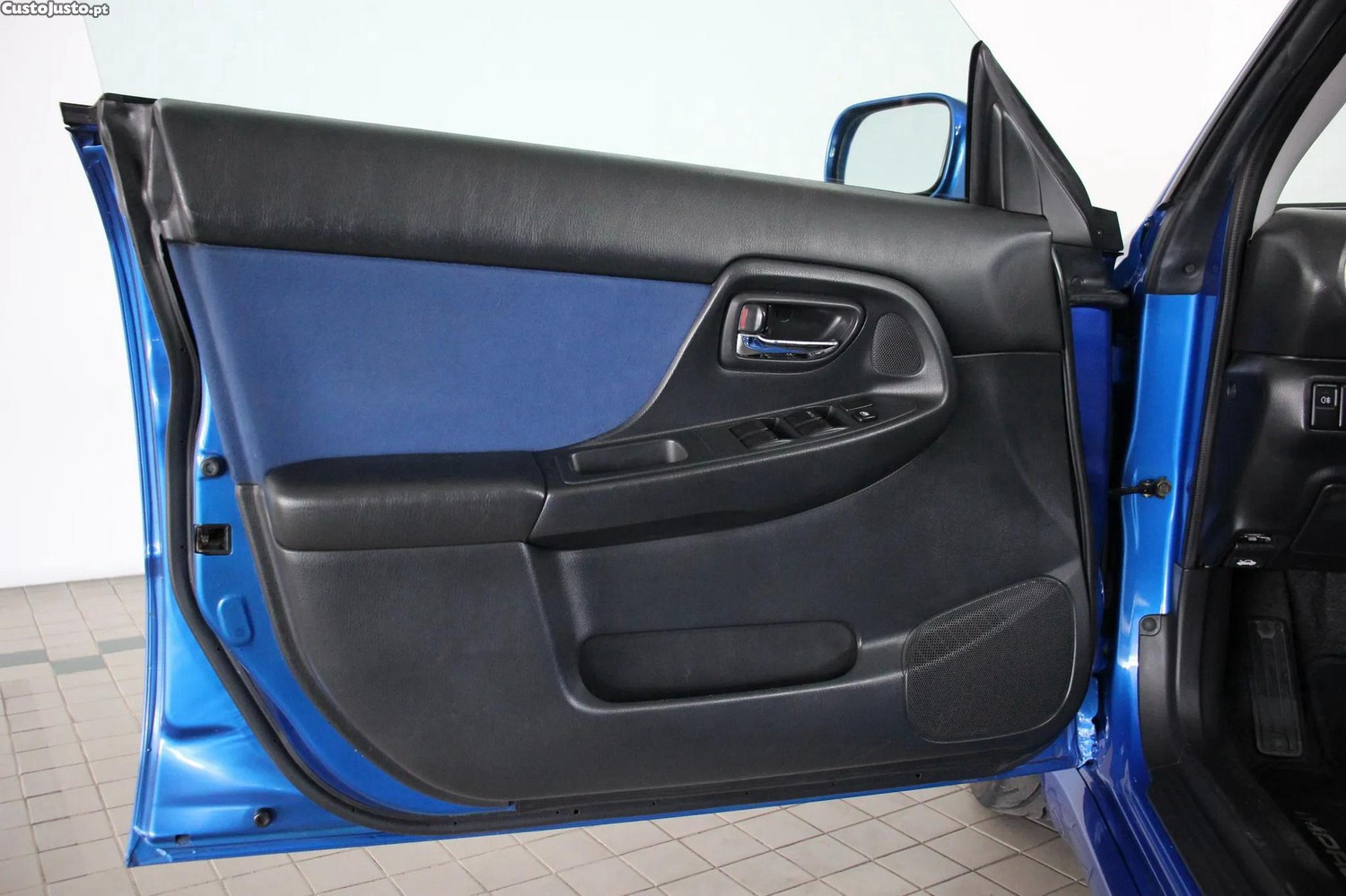 Subaru Impreza 2.0 WRX STi - 02 — photo 5