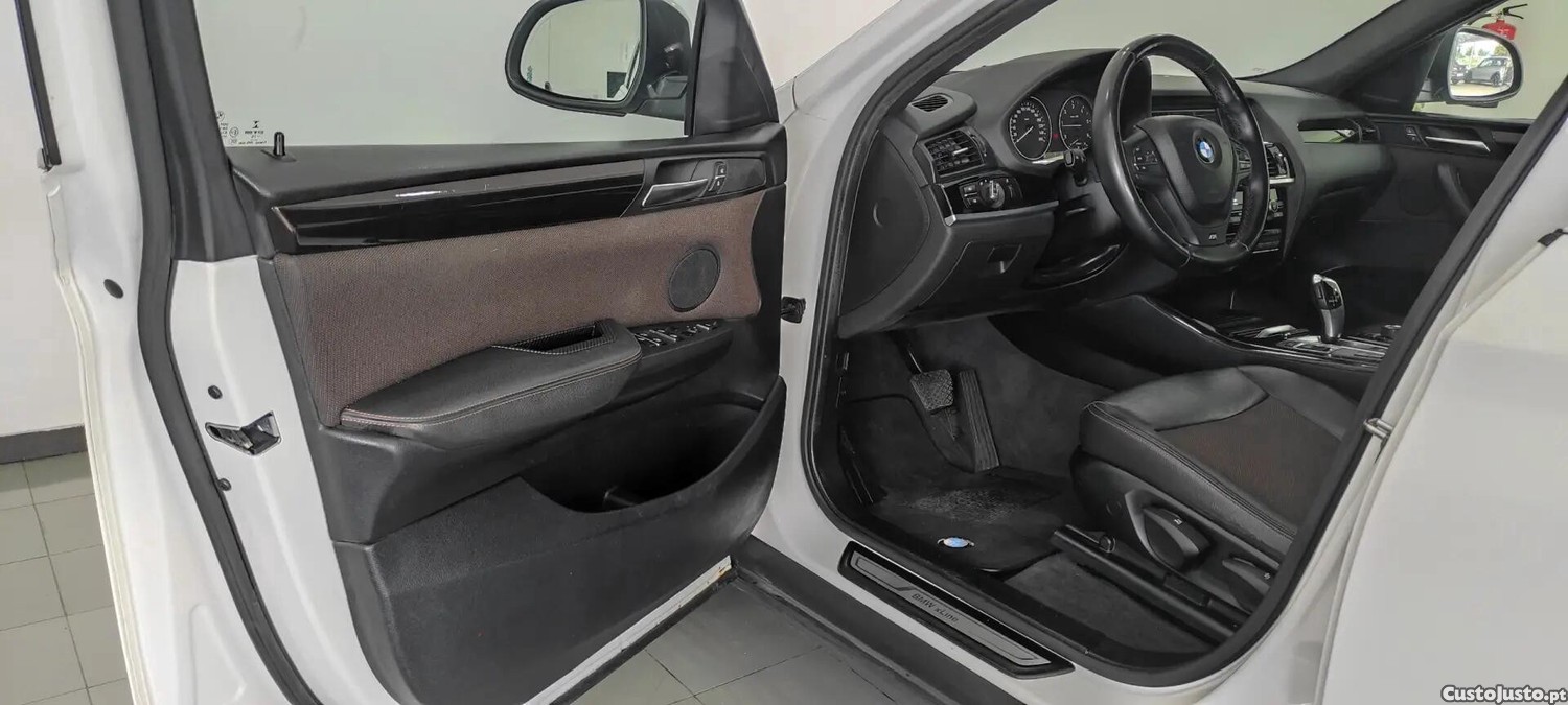 BMW X4 20 d xDrive Pack M Auto — fotografia 17