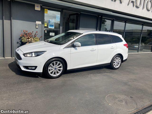 Ford Focus 1.5 TDCi Titanium - 18 foto 4