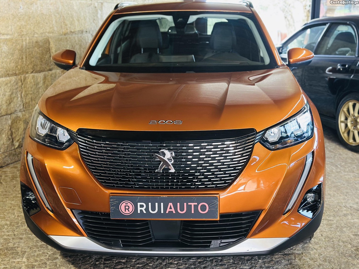 Peugeot 2008 1.2 Allure — fotografia 8