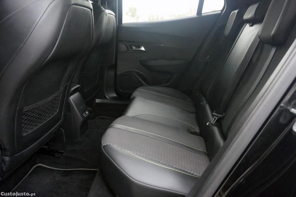 Peugeot e-2008 GT — fotografia 20