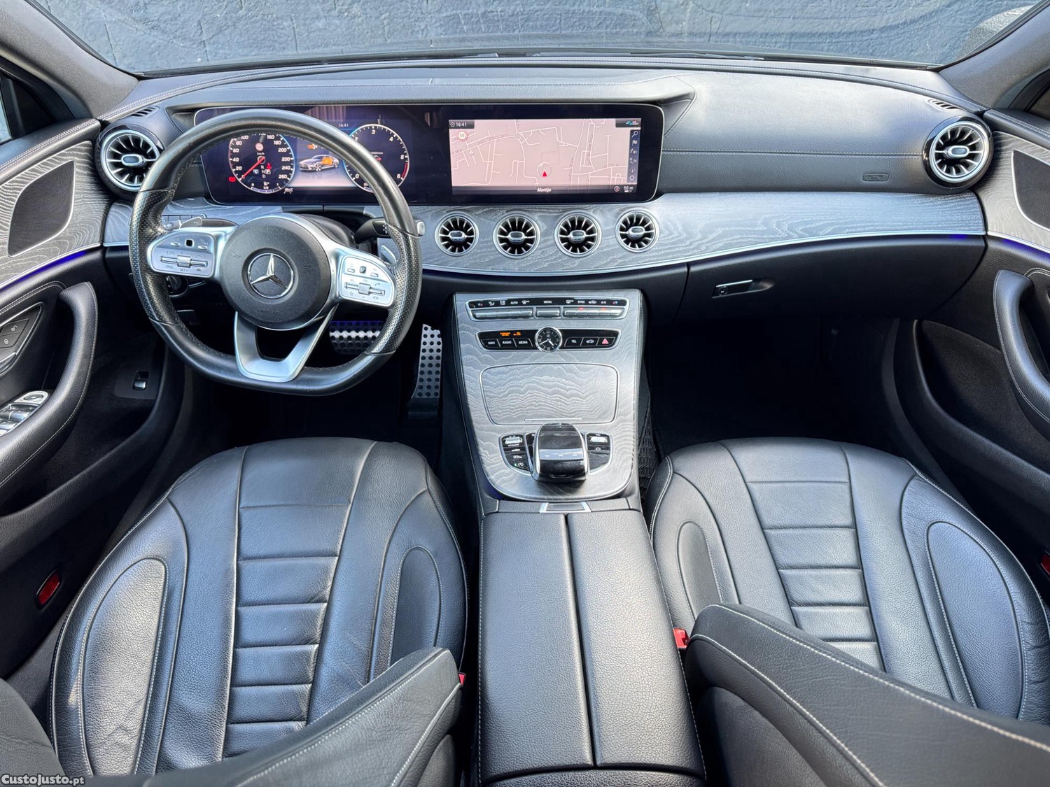 Mercedes-Benz CLS 300 300 d - 19 — photo 5