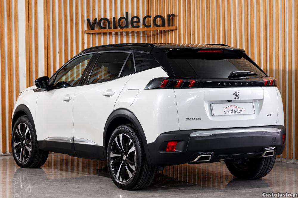 Peugeot 2008 1.2 PureTech GT Line - 20 foto 2