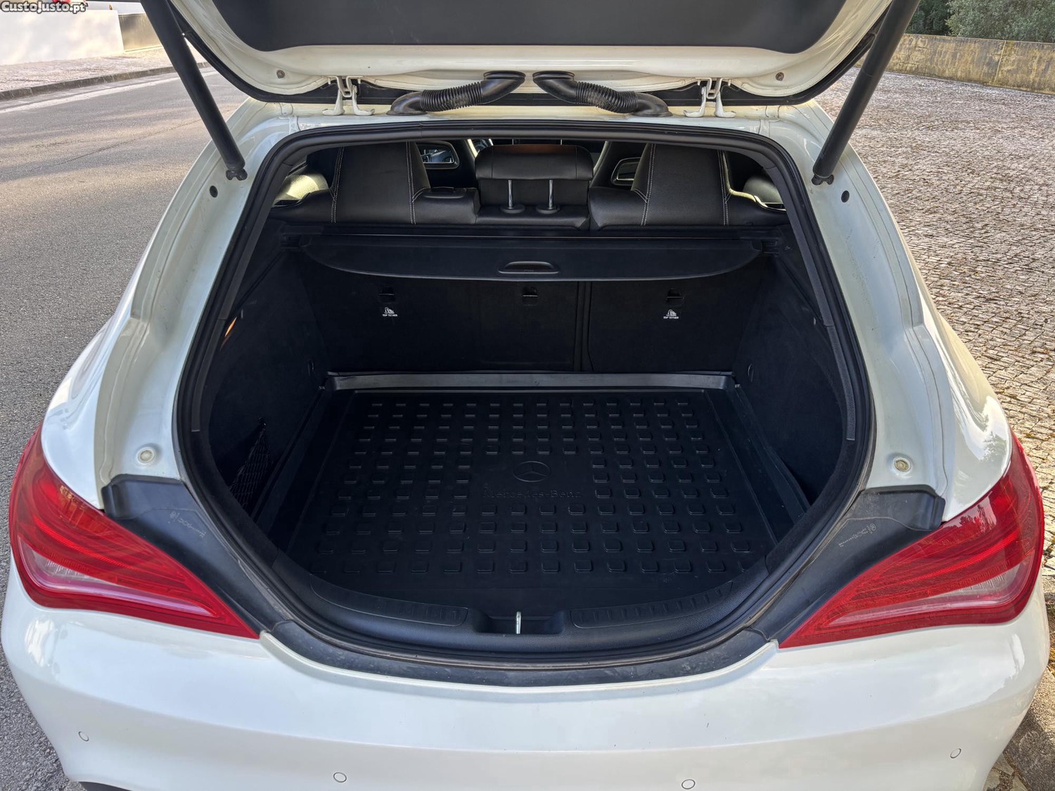 Mercedes-Benz CLA 180 Auto Shooting Break — fotografia 5