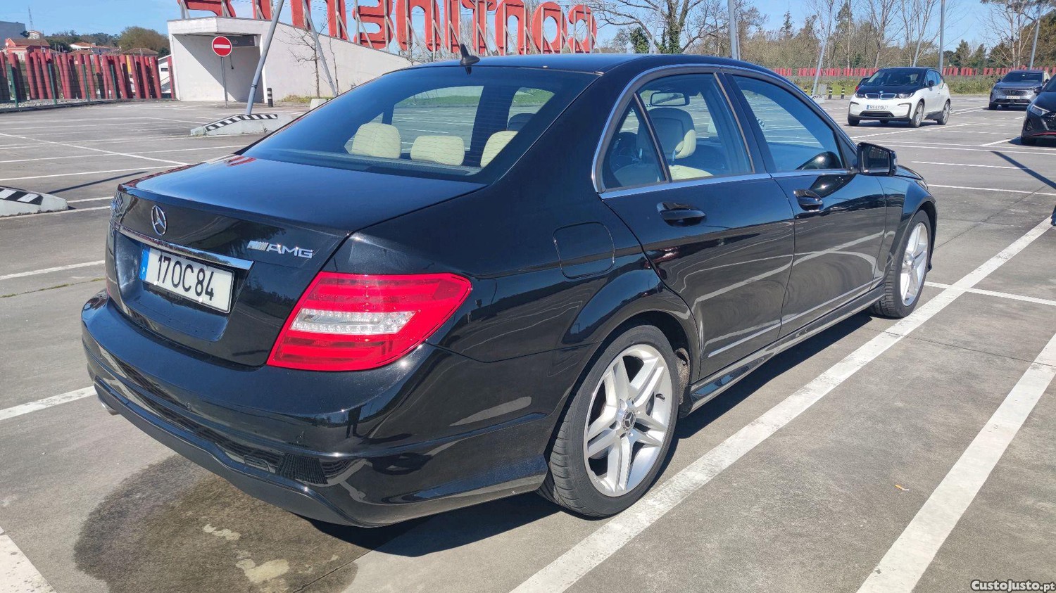 Mercedes-Benz C 250 AMG auto — fotografia 9
