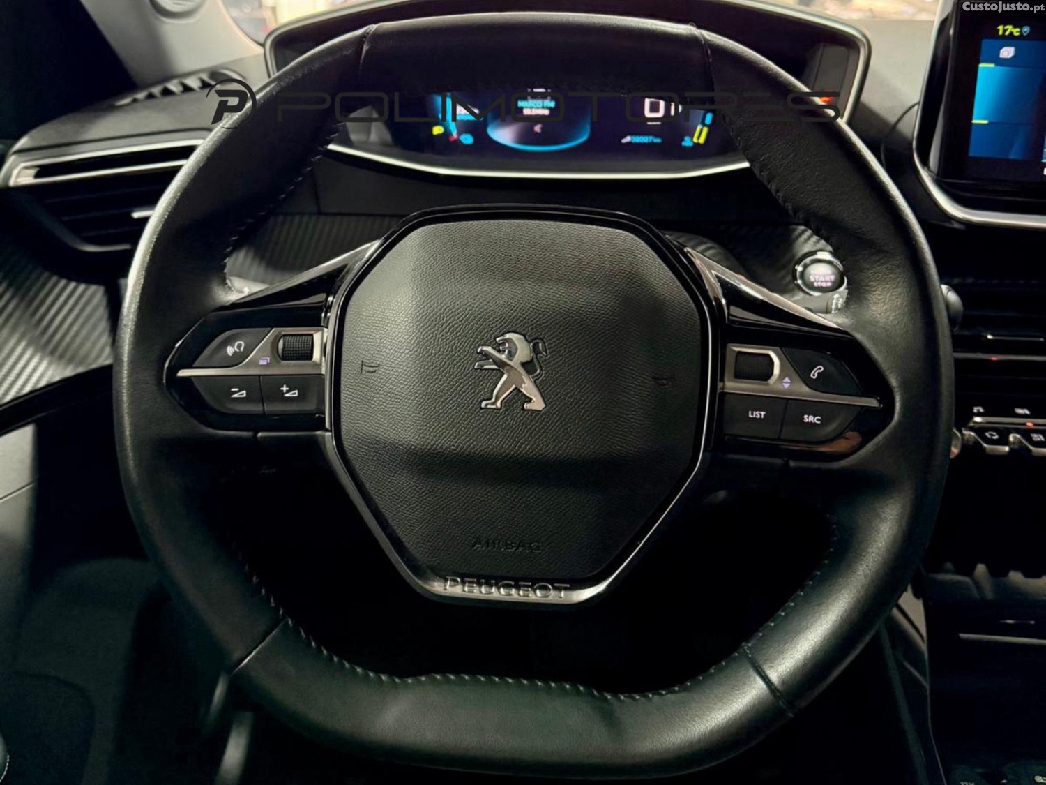 Peugeot e-2008 50 kWh Allure Pack — fotografia 3