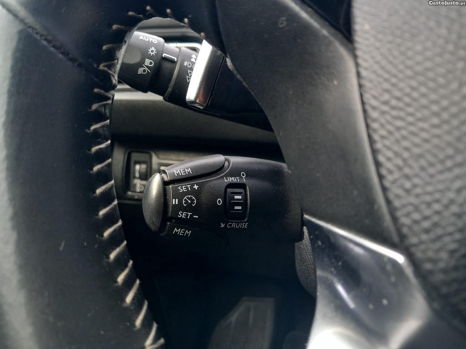 Peugeot 308 nd — fotografia 9
