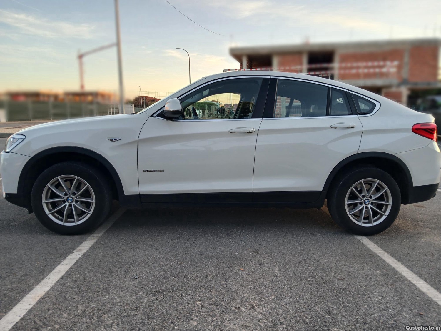 BMW X4 xDrive20d Nacional Automático | IVA DEDUTÍVEL - 16 foto 2