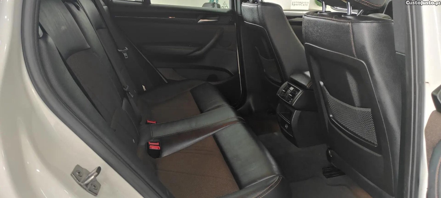 BMW X4 20 d xDrive Pack M Auto — fotografia 13
