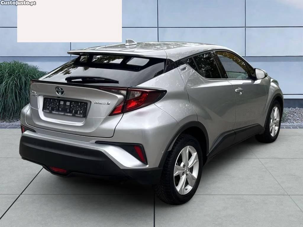 Toyota C-HR 1.8 Hybrid Team - 22 foto 3
