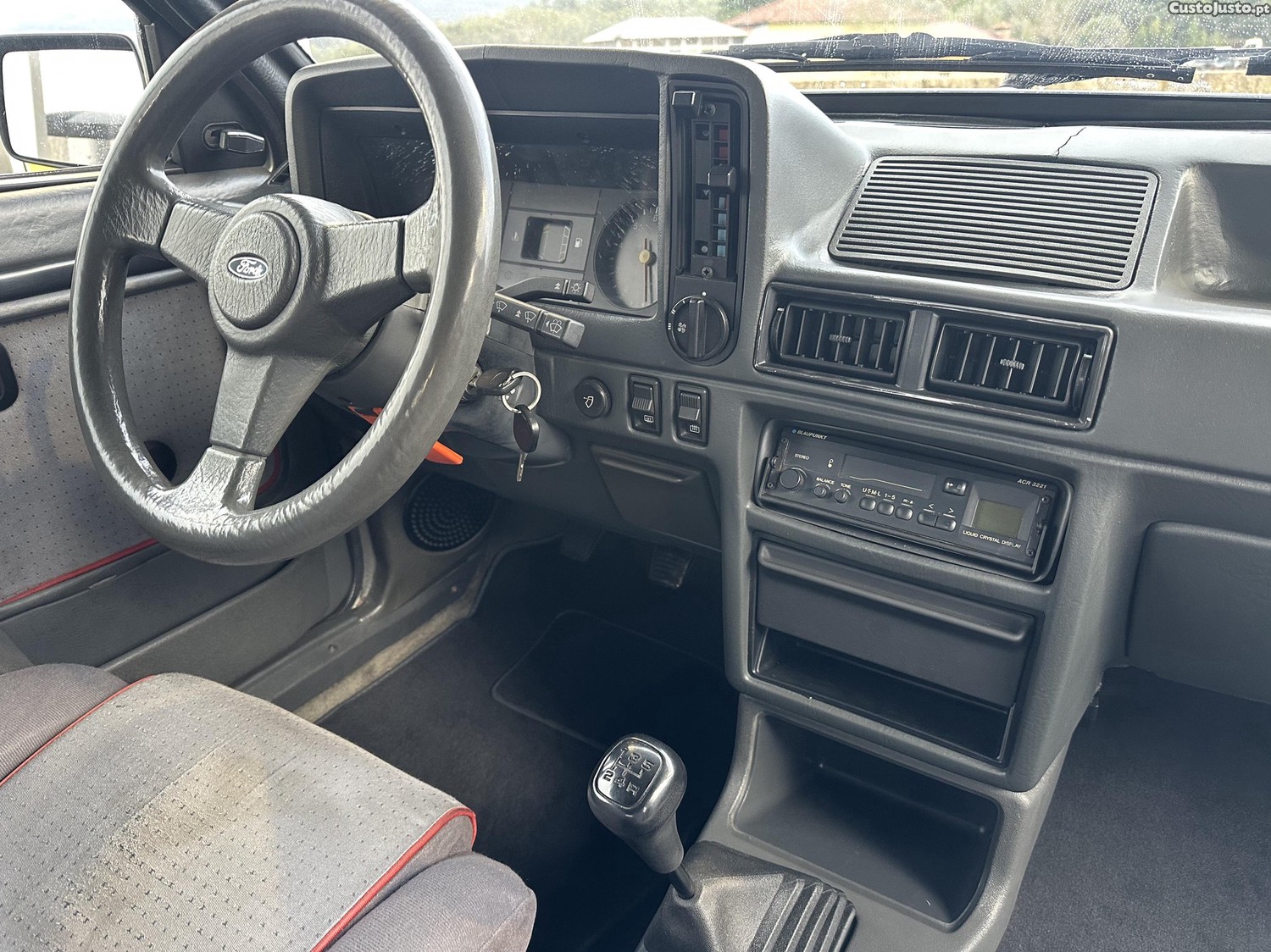 Ford Escort 1.6i Cabriolet "MKIII" — fotografia 5