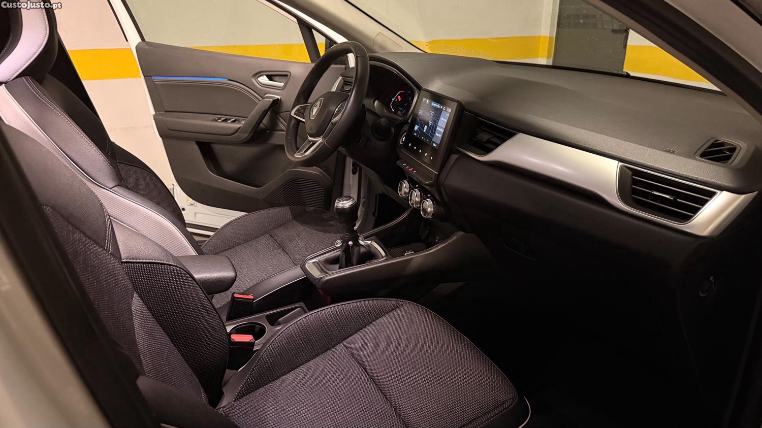 Renault Captur 1.0 TCe Bi-Fuel — photo 4