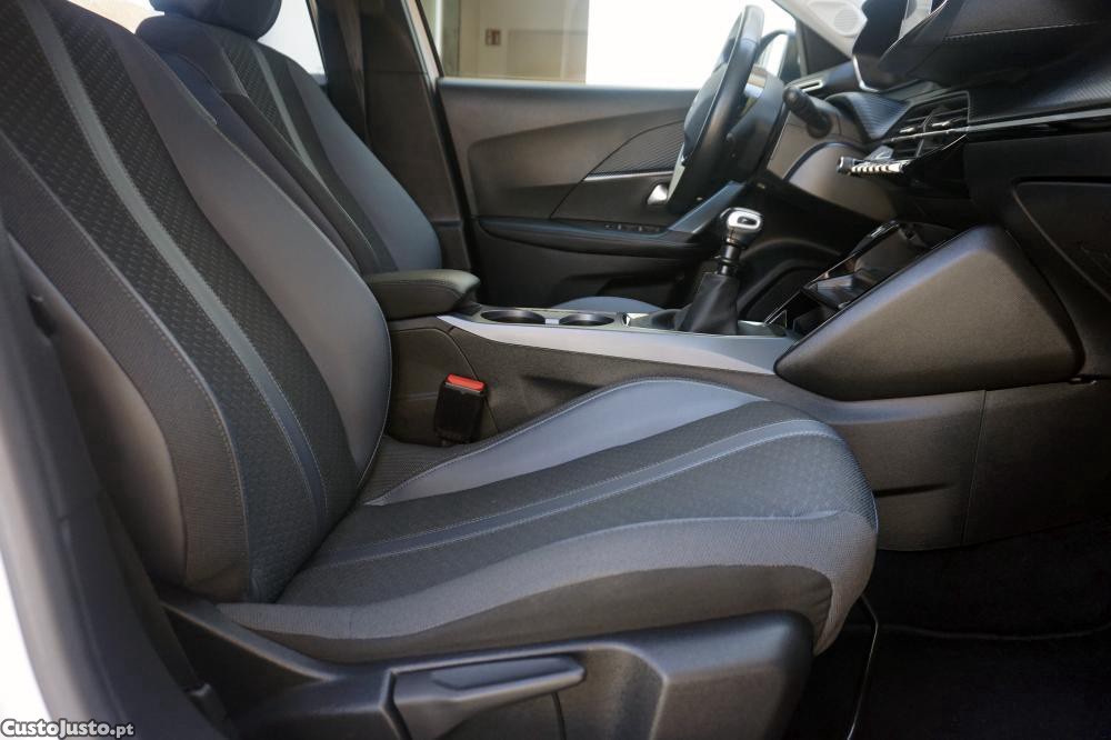 Peugeot 2008 PureTech 100 Allure - 20 — photo 5