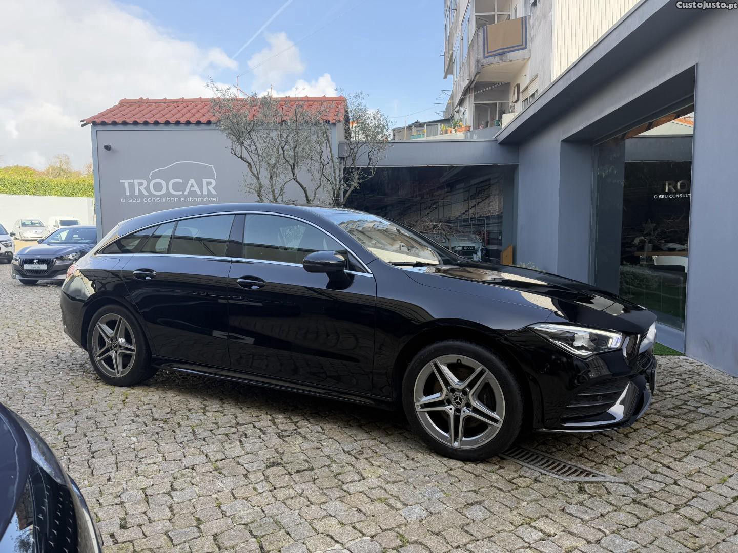 Mercedes-Benz CLA 250 e Shooting Brake AMG Line — fotografia 23