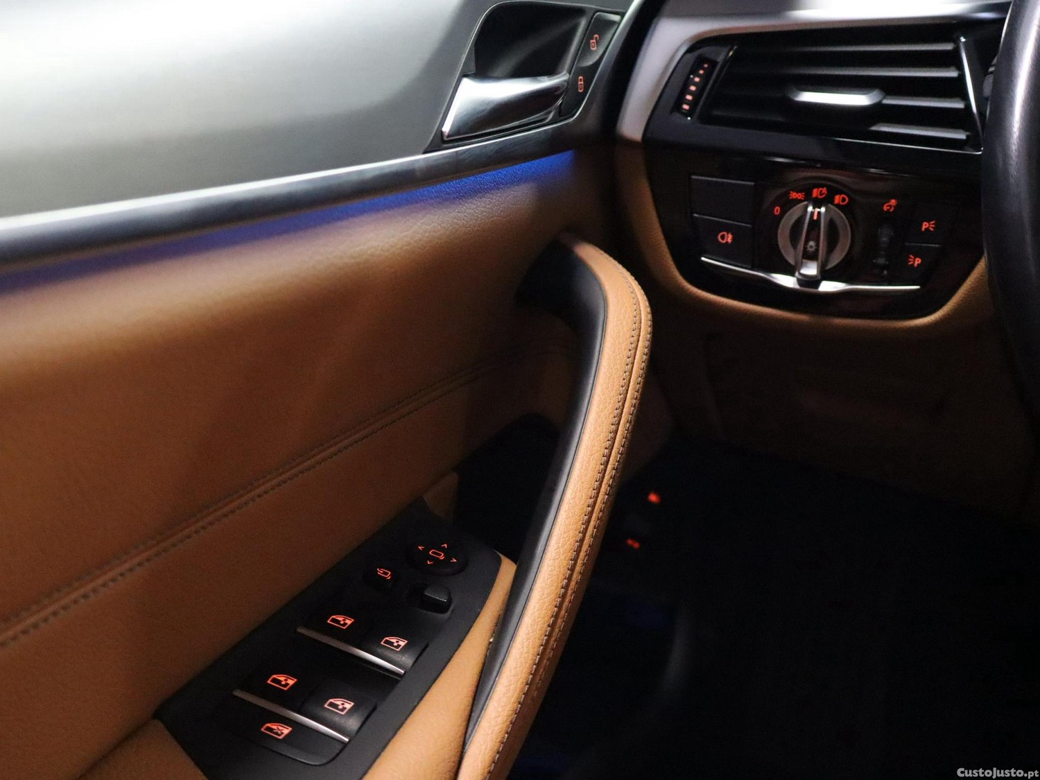 BMW 530 e Line Luxury — fotografia 12