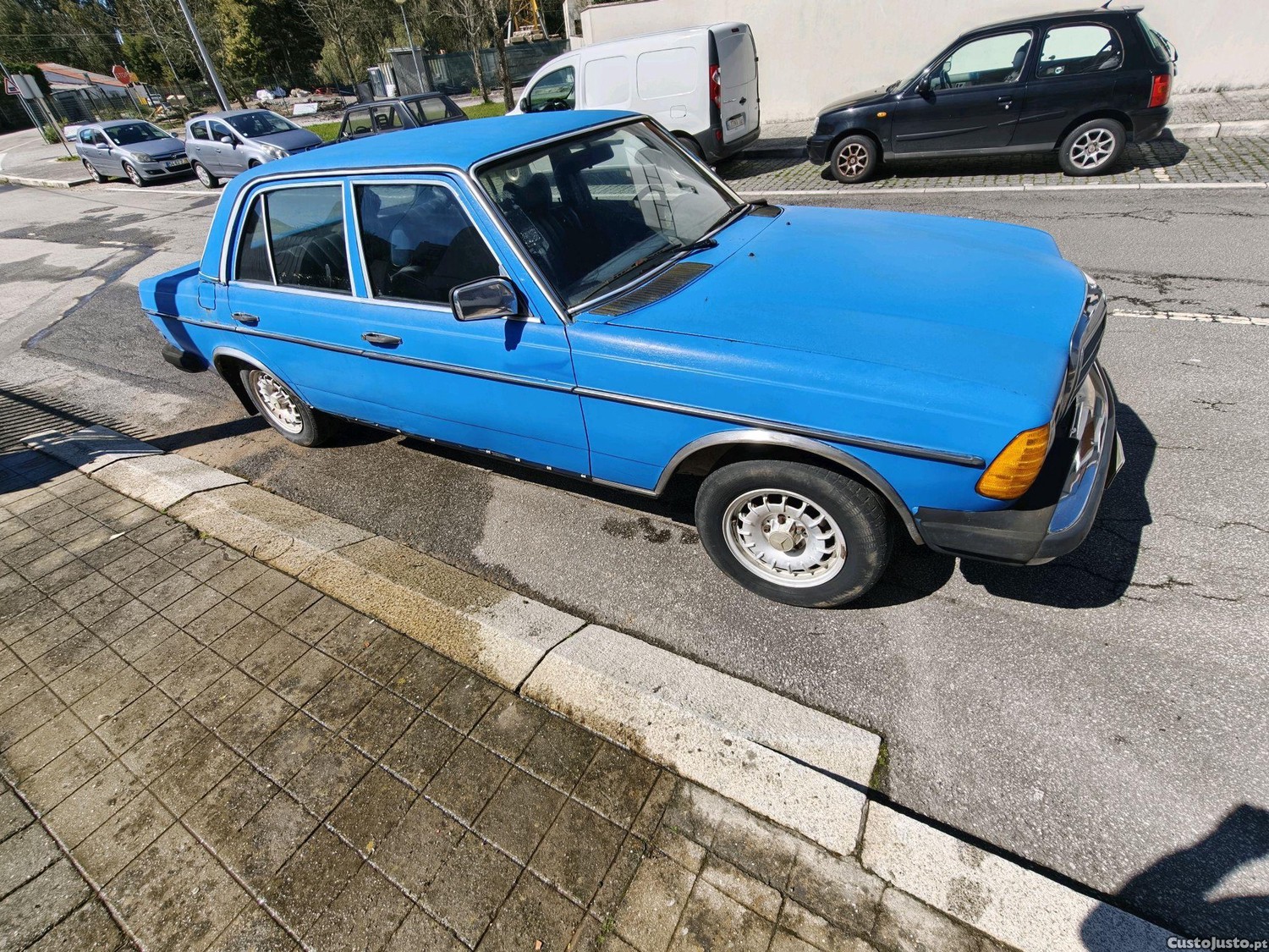 Mercedes-Benz 240 Americana — fotografia 9