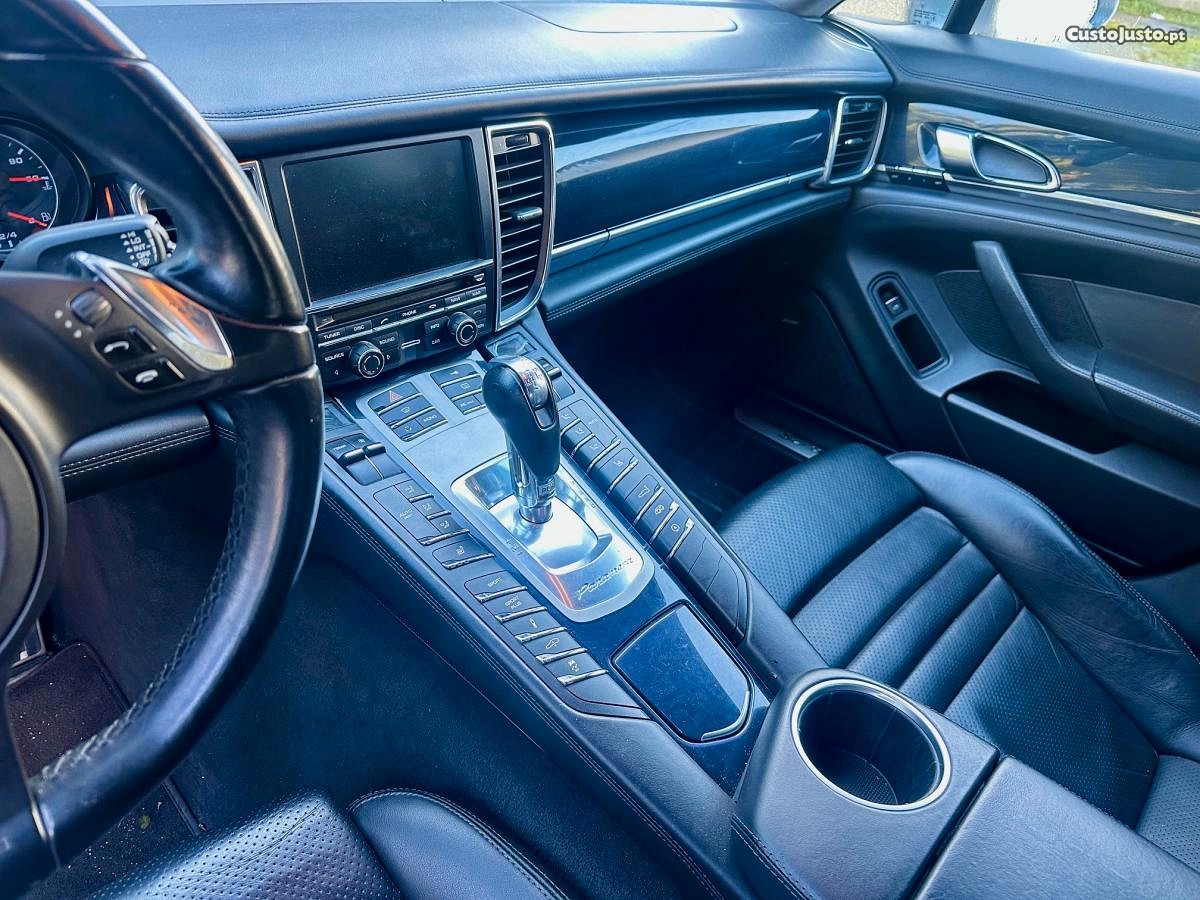 Porsche Panamera 4S - 10 — photo 5