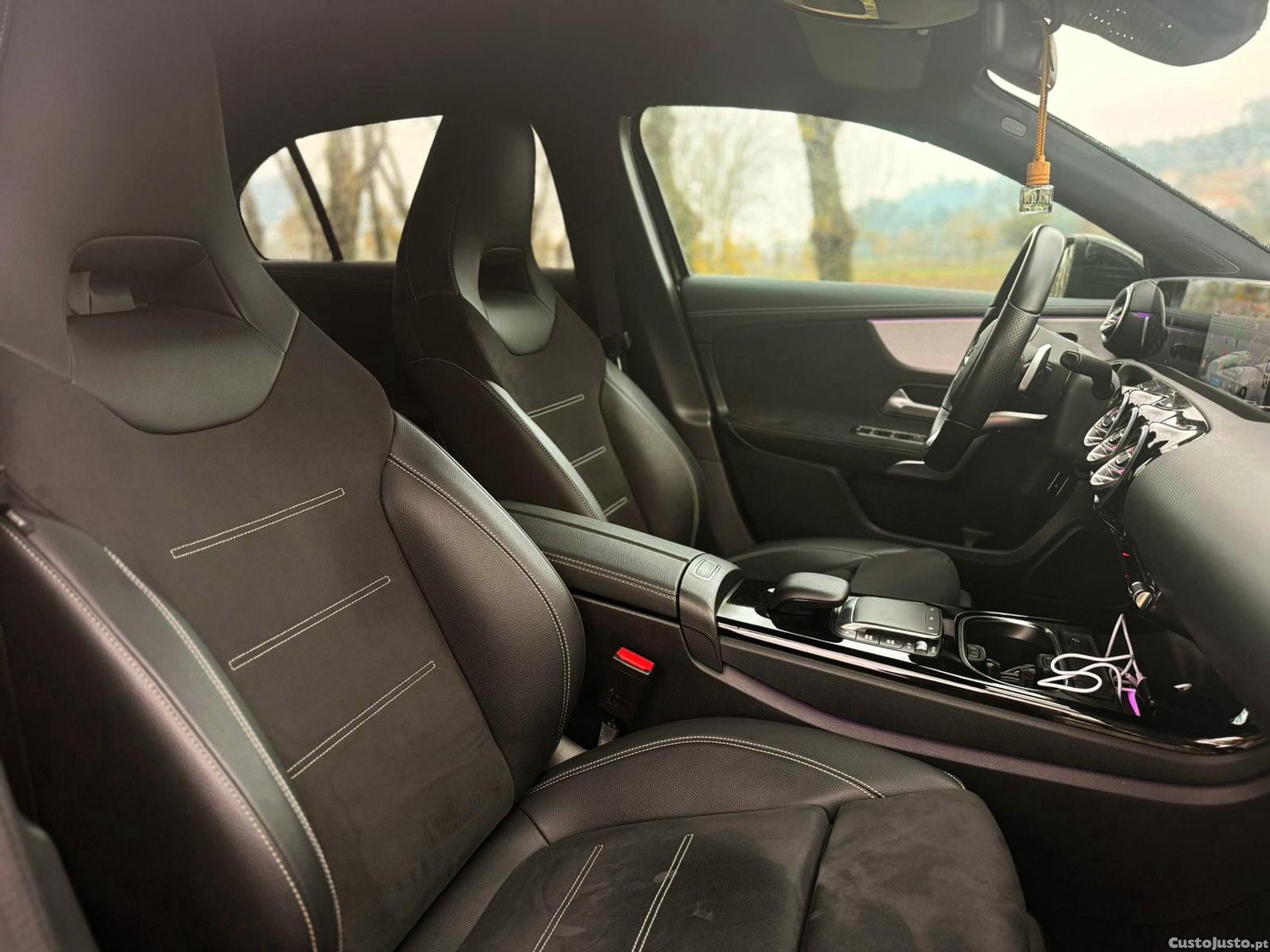 Mercedes-Benz A 250 e AMG Line — fotografia 13