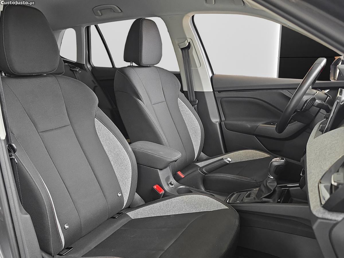 Skoda Kamiq 1.0 TSI DSG 3 ANOS G — fotografia 6