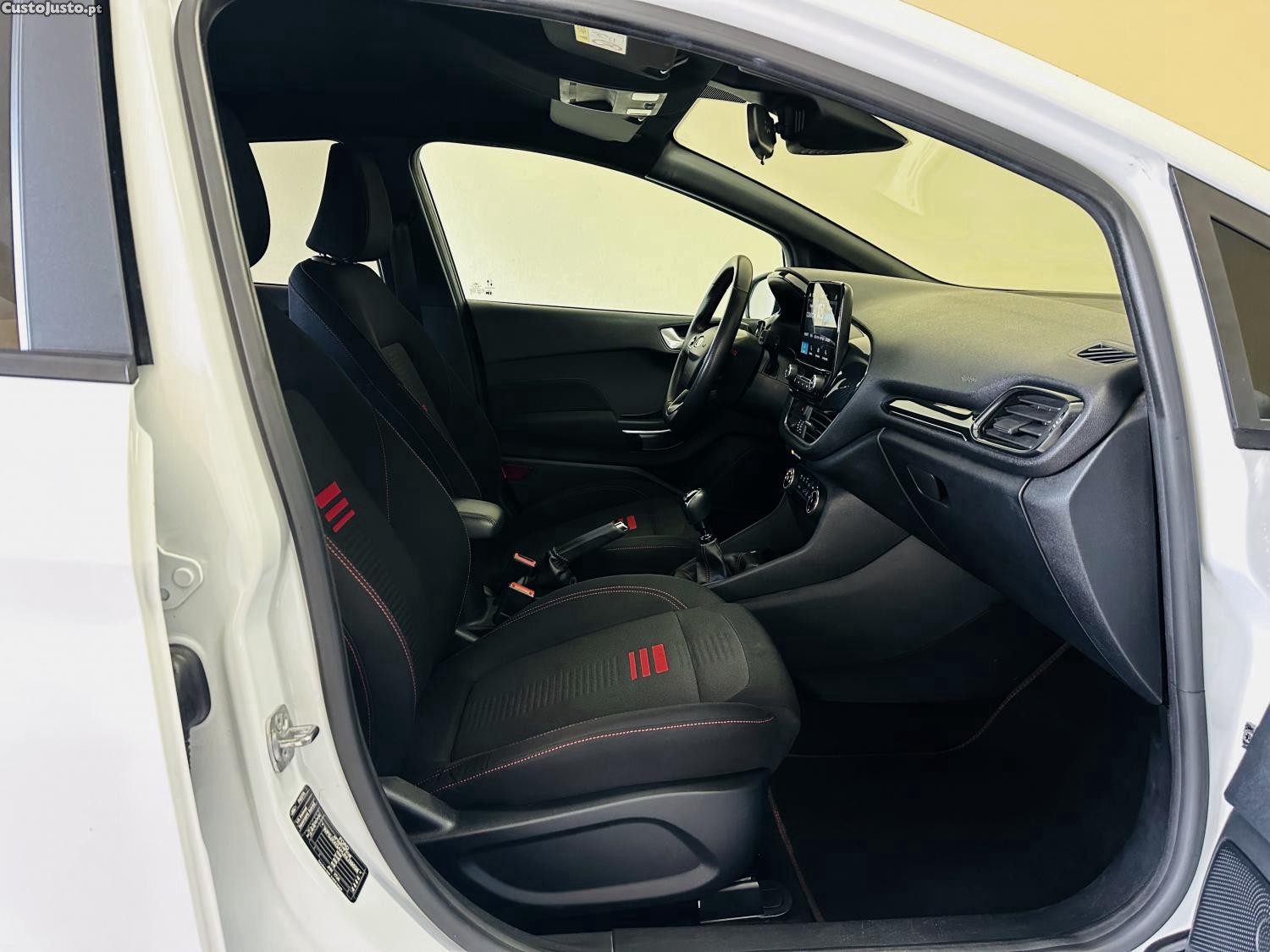 Ford Fiesta 1.0 EcoBoost ST-Line — fotografia 4