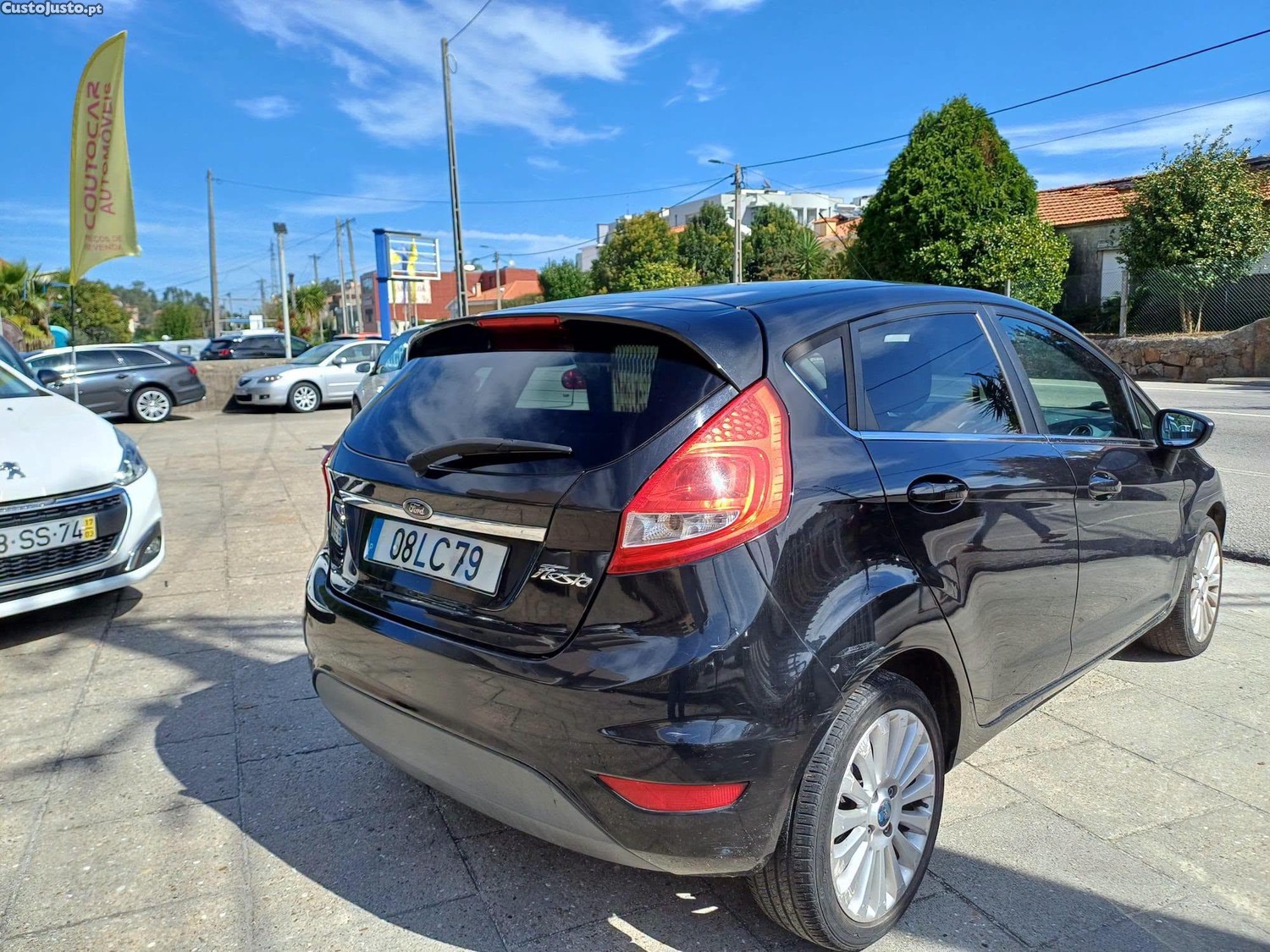 Ford Fiesta 1.2i Nacional  poucos kms — photo 3