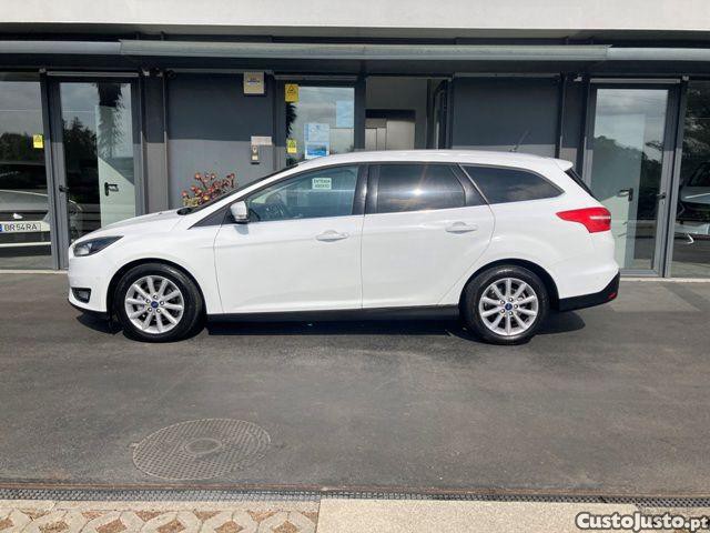 Ford Focus 1.5 TDCi Titanium - 18 foto 5