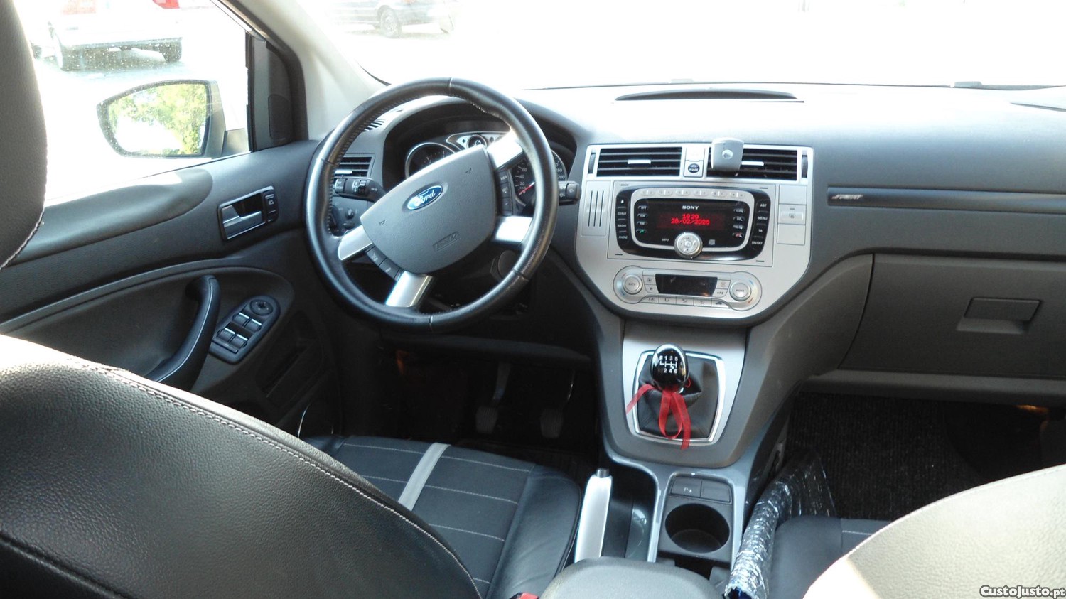 Ford Kuga 2.0 TDCI Titanium 107.000,kms — fotografia 2