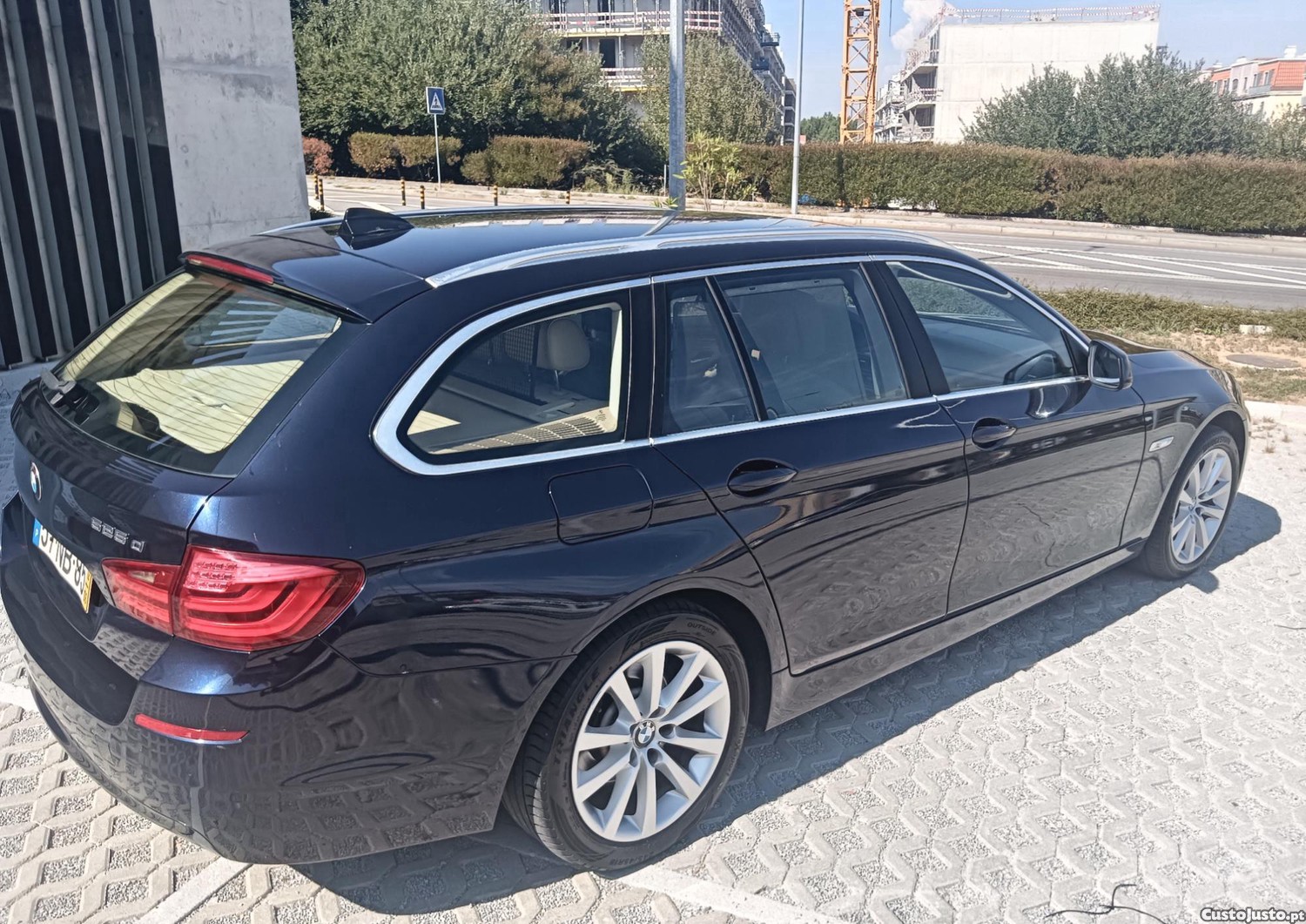 BMW 525 2.0 biturbo — photo 5