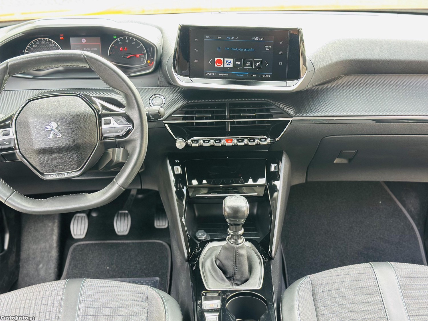 Peugeot 2008 1.2 Allure — fotografia 6