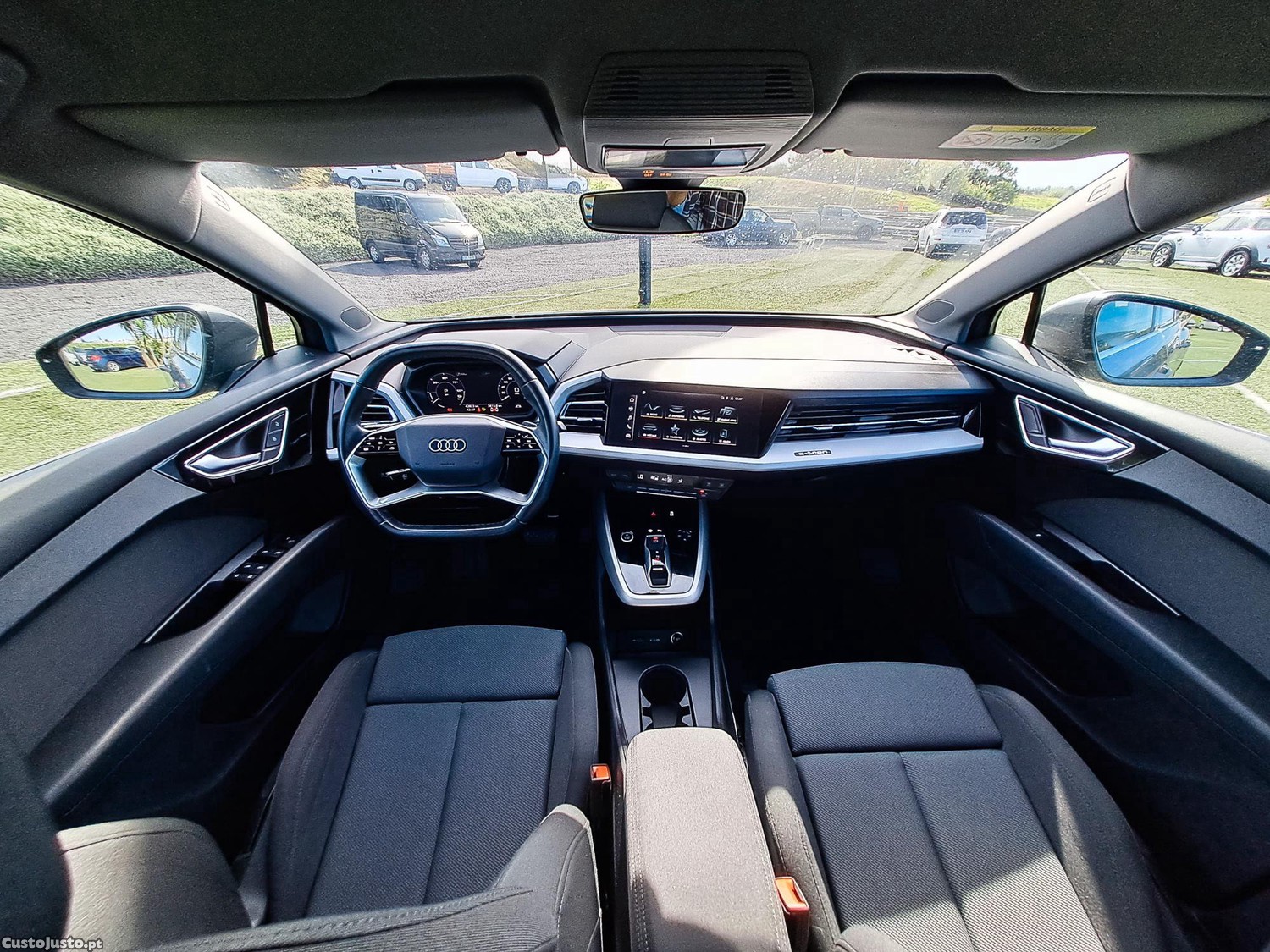 Audi Q4 ETRON-35 170CV ELÉTRICO 2022 - 22 — photo 5