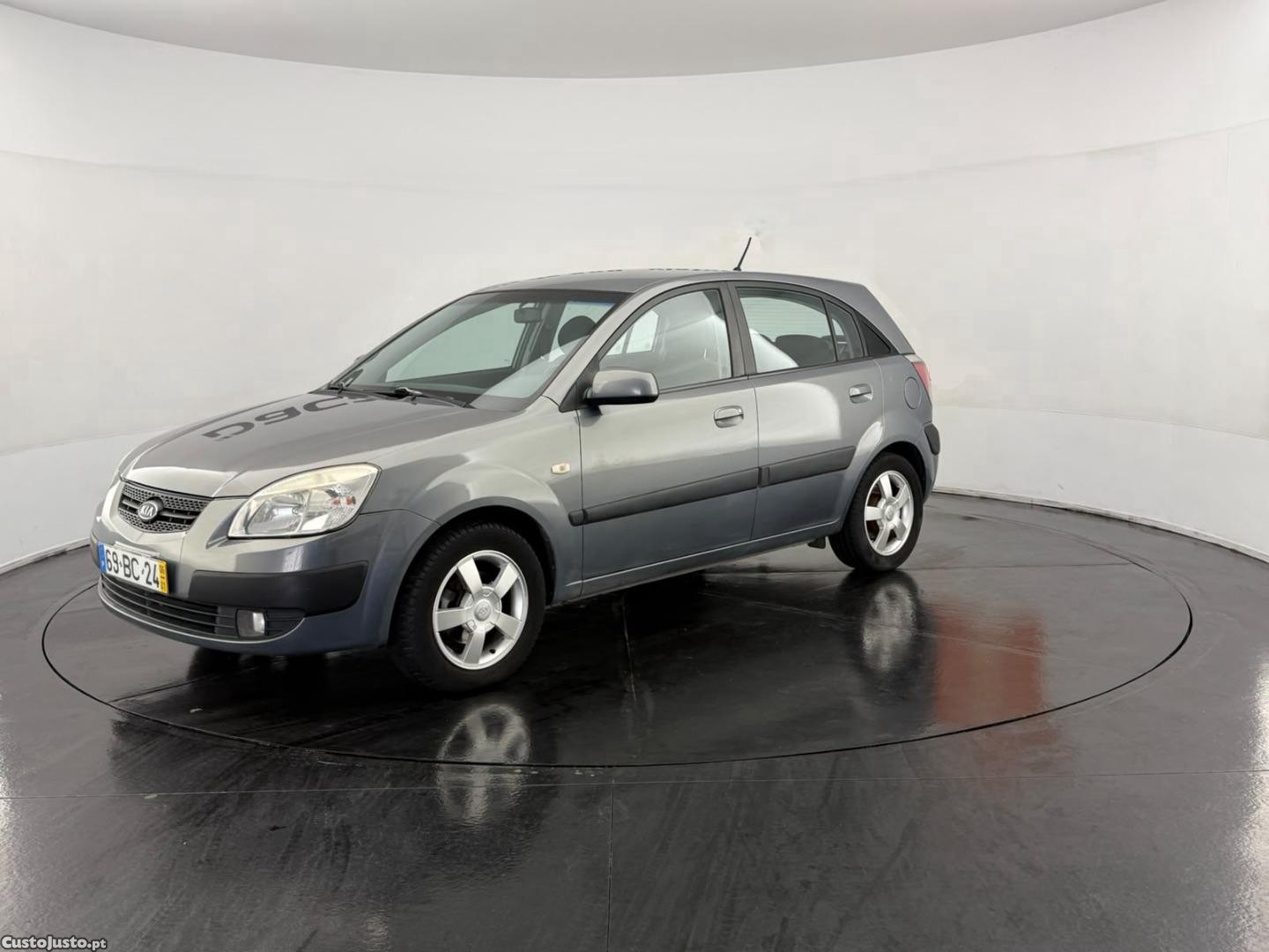 Kia Rio 1.5D 5P - 06 foto 4